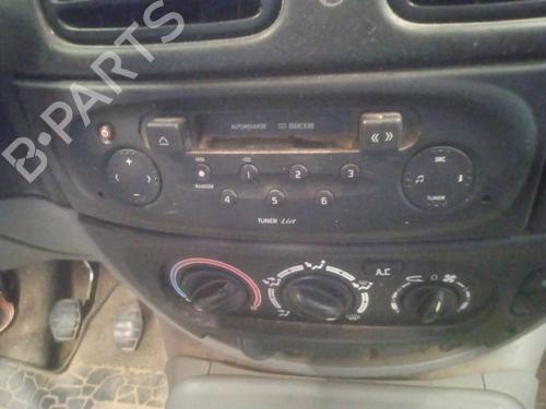 Used Radio RENAULT SCÉNIC I MPV (JA0/1_, FA0_) 1.9 dCi RX4 (102 hp) 22604669