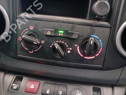 AC Styreenhet / Manøvreringsenhet PEUGEOT PARTNER Box Body/MPV 1.6 HDi (90 hp) 30153725