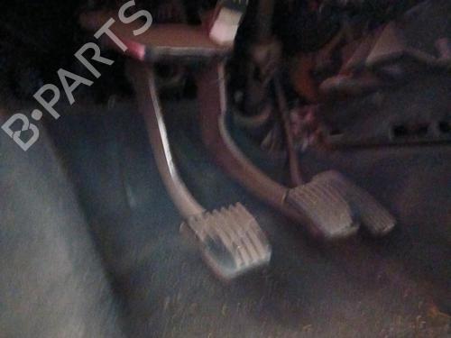 koblingspedal OPEL TIGRA (S93) 1.4 16V (F07) (90 hp) 28677390