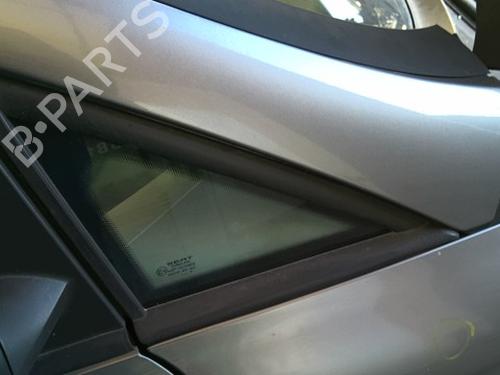 front-right-quarter-glass-seat-altea-5p1-2004-2005-2006-2007-2008-2009-2010-2011-2012-2013-2014-2015-40502654 main image
