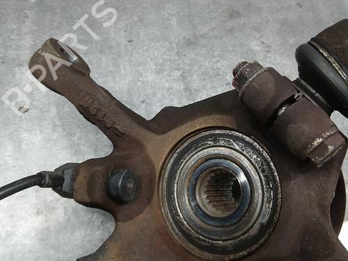 Used Right front steering knuckle Right front steering knuckle RENAULT CLIO II (BB_, CB_) 1.6 (B/CB0D, BB00) (90 hp) 29209043 29209043