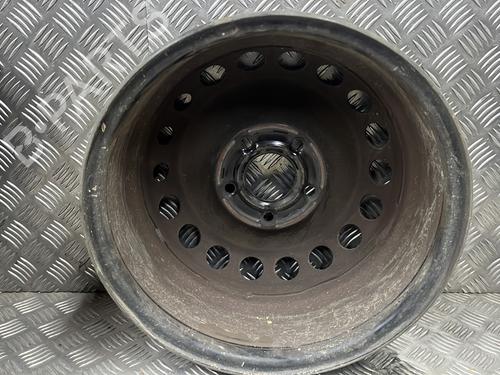 rim-renault-megane-iii-hatchback-bz01_-b3_-2008-27282402 main image