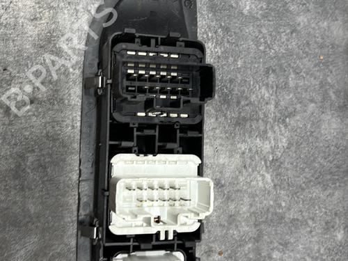 Left front window switch RENAULT LAGUNA II (BG0/1_) 2.2 dCi (BG0F) | BP27519022I27 