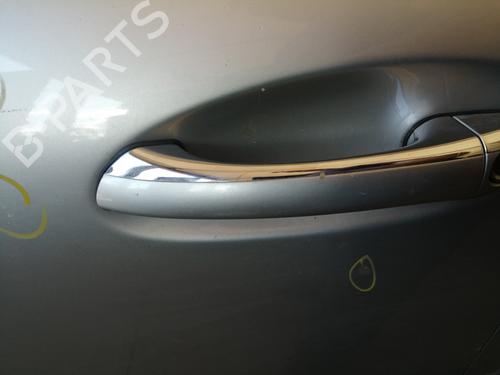 Venstre foran utvendig håndtak MERCEDES-BENZ C-CLASS (W203) C 220 CDI (203.006) 21176007709999