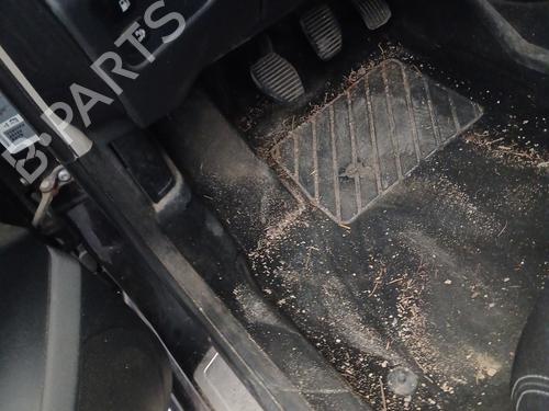 Used Clutch pedal Clutch pedal CITROËN C4 Picasso I MPV (UD_) 1.6 HDi (109 hp) 33213402 33213402