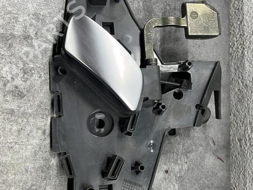 Used Rear left interior door handle Rear left interior door handle CITROËN C5 I (DC_) 2.0 HDi (DCRHZB, DCRHZE) (109 hp) 29476336 29476336