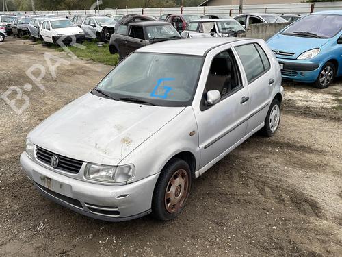 Right front indicator VW POLO III (6N1) 60 1.4 | BP20883344C33 
