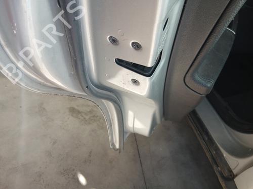 Used Rear left lock VOLVO V50 (545) D5 (179 hp) 29968779