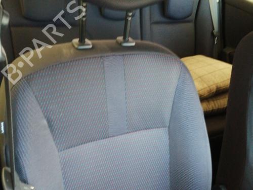 Right front seat RENAULT CLIO III (BR0/1, CR0/1) 1.2 16V (BR0P, CR0P) | BP24370636C16 