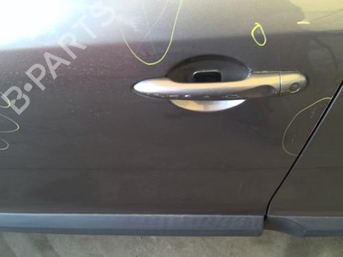 left-front-door-renault-megane-iii-hatchback-bz01_-b3_-2008-38737802 main image