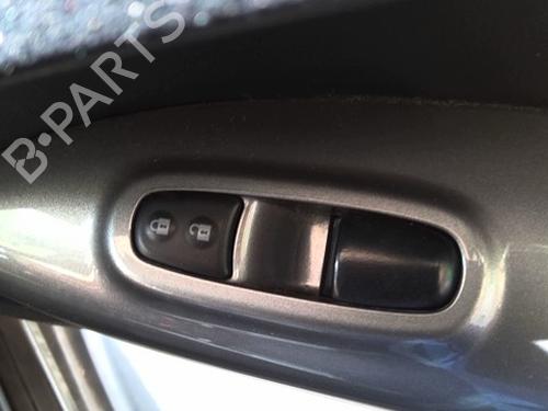 Used Right front window switch Right front window switch 39215834 39215834