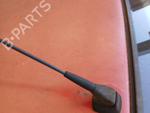 Antena/Base Antena/Base PEUGEOT 106 II (1A_, 1C_) 1.4 i (75 hp) 35926592 35926592