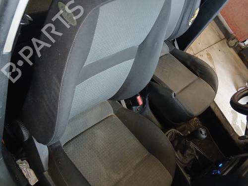 Sæde højre fortil Sæde højre fortil VW GOLF IV Variant (1J5) 1.9 TDI (90 hp) 32855485 32855485