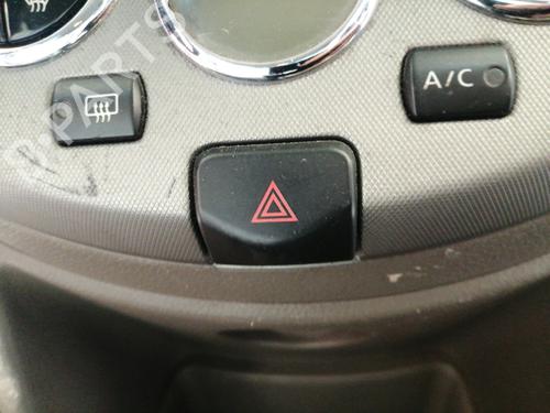 Used Warning switch Warning switch NISSAN NOTE (E11, NE11) 1.5 dCi (86 hp) 26497921 26497921