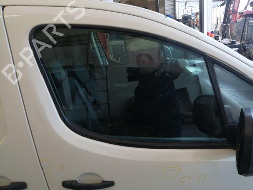 Front right door window CITROËN BERLINGO MULTISPACE (B9) 1.6 HDi 110 | BP28015420C19 