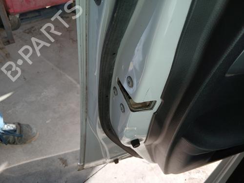 Used Front left lock Front left lock SUZUKI SWIFT III (MZ, EZ) 1.3 DDiS (RS413D) (75 hp) 30126389 30126389