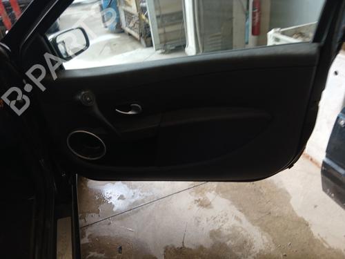 Used Front right window mechanism RENAULT CLIO III (BR0/1, CR0/1) 1.5 dCi (BR17, CR17) (86 hp) 32065138