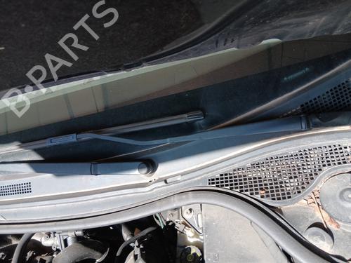 Used Front wiper motor Front wiper motor RENAULT LAGUNA III (BT0/1) 1.5 dCi (BT00, BT0A, BT0T, BT1J) (110 hp) 33606815 33606815