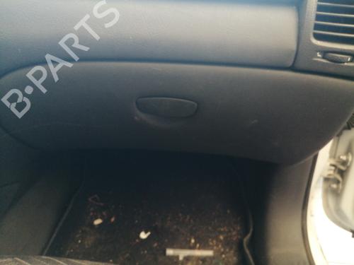 Handskerum RENAULT LAGUNA II (BG0/1_) 1.9 dCi (107 hp) 26688983