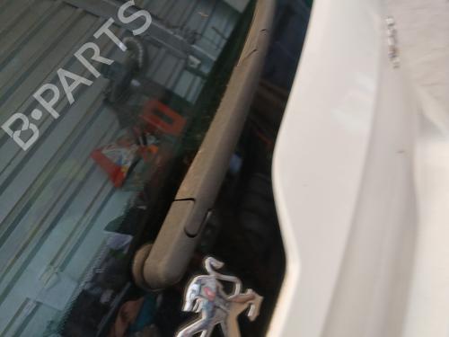 Used Rear windshield wiper arm Rear windshield wiper arm PEUGEOT 5008 (0U_, 0E_) 1.6 HDi (112 hp) 36010085 36010085