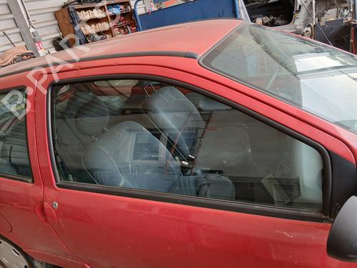 Used Front right door window Front right door window 34183150 34183150