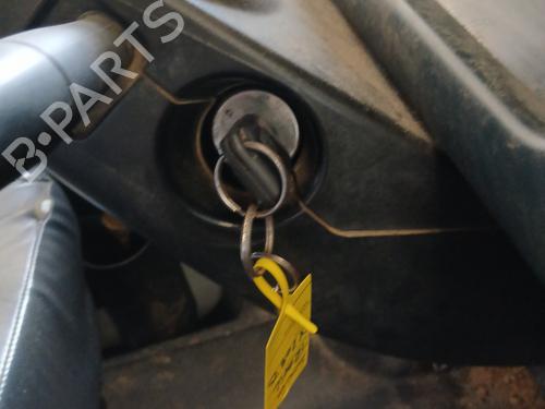Used Ignition barrel RENAULT TRAFIC Bus (T_, P_, V_) 1.9 D (60 hp) 28544726