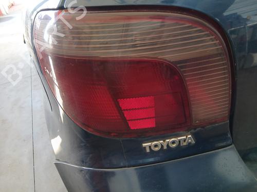 Used Left taillight Left taillight TOYOTA YARIS (_P1_) 1.4 D-4D (NLP10_, NLP10R) (75 hp) 33116254 33116254