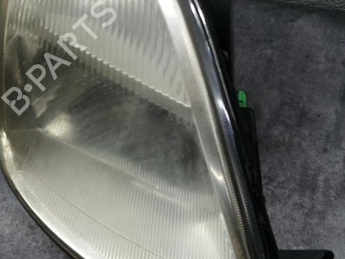 Right headlight FORD FIESTA V (JH_, JD_) 1.3 | BP26385557C29 
