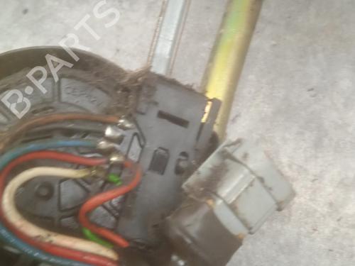Used Front wiper motor Front wiper motor RENAULT CLIO I (B/C57_, 5/357_) 1.2 (B/C/S57A, B/C57S, 5/357F, 5/357J, 5/357L, 5/357R) (58 hp) 23478669 23478669