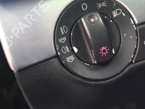 Used Headlight switch Headlight switch AUDI A4 B7 Avant (8ED) 2.0 TDI 16V (140 hp) 40126574 40126574