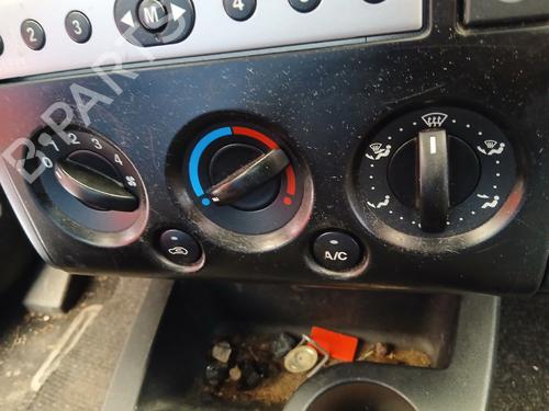 Used Climate control Climate control FORD FUSION (JU_) 1.4 (80 hp) 36238184 36238184