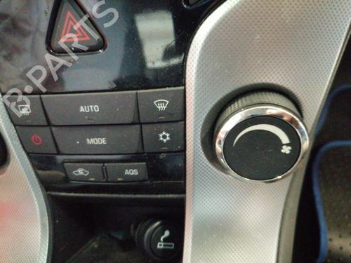 Climate control CHEVROLET CRUZE (J300) 2.0 CDI | BP27618805I5 