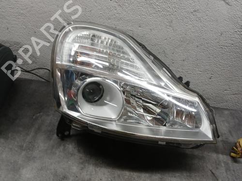 Phare droit RENAULT MODUS / GRAND MODUS (F/JP0_) 1.5 dCi (JP0G, JP0H) (106 hp) 30731908
