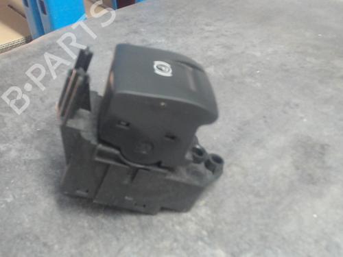 switch-renault-scenic-iii-jz01_-2008-2009-2010-2011-2012-2013-2014-2015-2016-36355763 main image