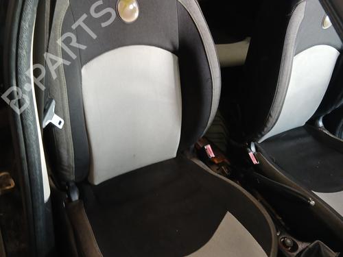 Right front seat PEUGEOT 206 SW (2E/K) 1.4 HDi | BP31642130C16  - Image 7