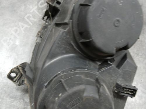 Right headlight PEUGEOT 307 (3A/C) 2.0 HDi 135 | BP30520165C29 