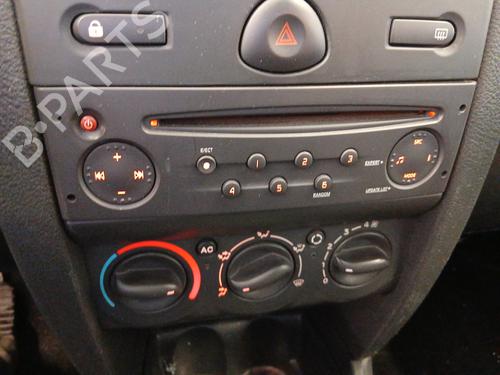 Radio RENAULT CLIO II (BB_, CB_) 1.2 16V (BB05, BB0W, BB11, BB27, BB2T, BB2U, BB2V, CB05,... (75 hp) 30412960
