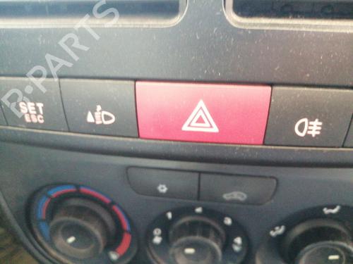Used Warning switch FIAT DOBLO Cargo (263_) 1.6 D Multijet (263WXD1B, 263WXR1B, 263WXX1B, 263ZXD1B,... (105 hp) 27927239