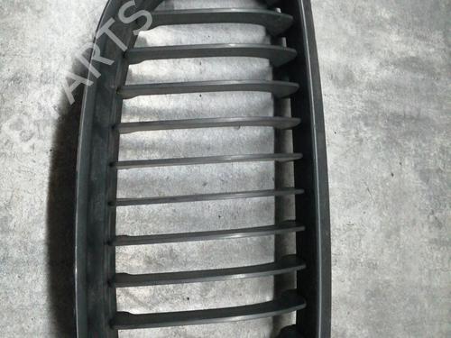 Used Grille BMW 3 (E90) 320 d (163 hp) 24516418