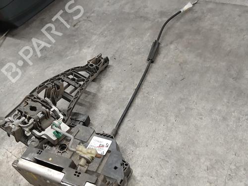 Fechadura trás direita Fechadura trás direita OPEL CORSA D (S07) 1.2 LPG (L08, L68) (80 hp) 36010820 36010820