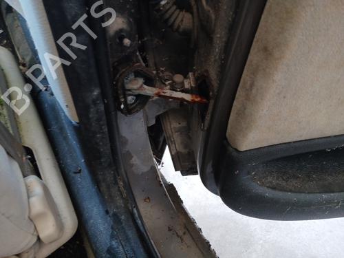Used Hinge/Door check strap Hinge/Door check strap PEUGEOT 406 (8B) 2.0 16V (132 hp) 33850378 33850378