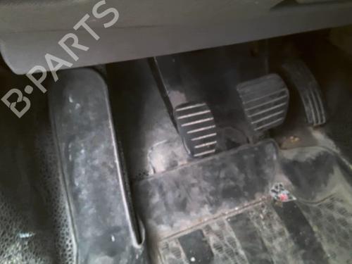 Used Clutch pedal Clutch pedal RENAULT KANGOO Express (FW0/1_) 1.5 dCi 85 (FW0K, FW0L, FW0B) (86 hp) 39937863 39937863