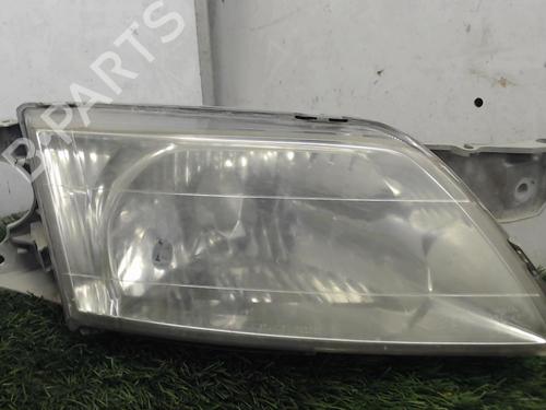 Used Right headlight Right headlight MAZDA PREMACY (CP) 1.9 (CP8W) (100 hp) 20881529 20881529