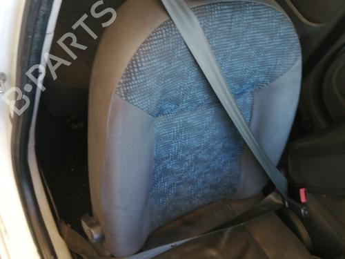 front-right-seatbelt-renault-twingo-ii-cn0_-2007-26021409 main image