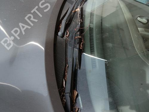 Used Front windshield wiper arm NISSAN MICRA III (K12) 1.5 dCi (65 hp) 29359177