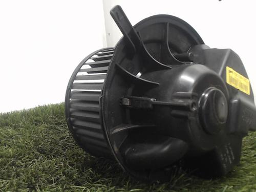 Heater blower motor SEAT LEON (1P1) 1.9 TDI | BP20880370M62 