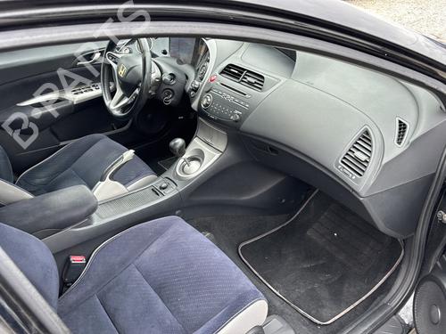 Left taillight HONDA CIVIC VIII Hatchback (FN, FK) 2.2 CTDi (FK3) | BP30299119C34