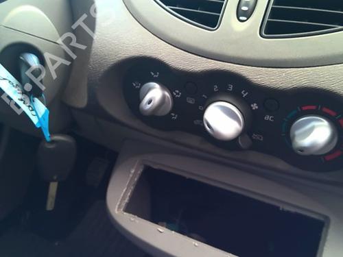 Climate control RENAULT TWINGO II (CN0_) 1.2 16V (CN0K, CN0V, CN0A) | BP39422968I5 - Image 3