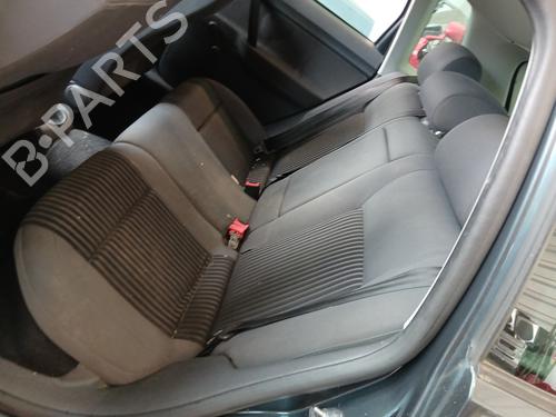 Siège arrière VW POLO IV (9N_, 9A_) 1.9 TDI (101 hp) 31907614