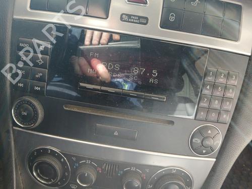 Used Radio MERCEDES-BENZ C-CLASS (W203) C 220 CDI (203.008) (150 hp) 32113677